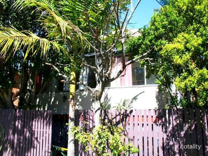 10 Moore St, Albion, QLD 4010