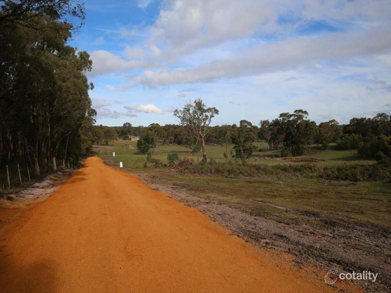 99 Wongerer Lane, Haddon, VIC 3351