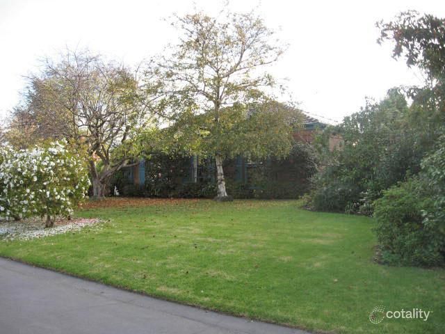 15 Rockingham Cl, Kew, VIC 3101