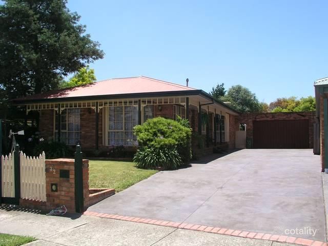 32 Ireland Ave, Narre Warren, VIC 3805