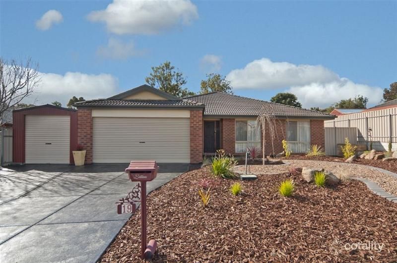 19 Gleeson Gr, Evanston Park, SA 5116