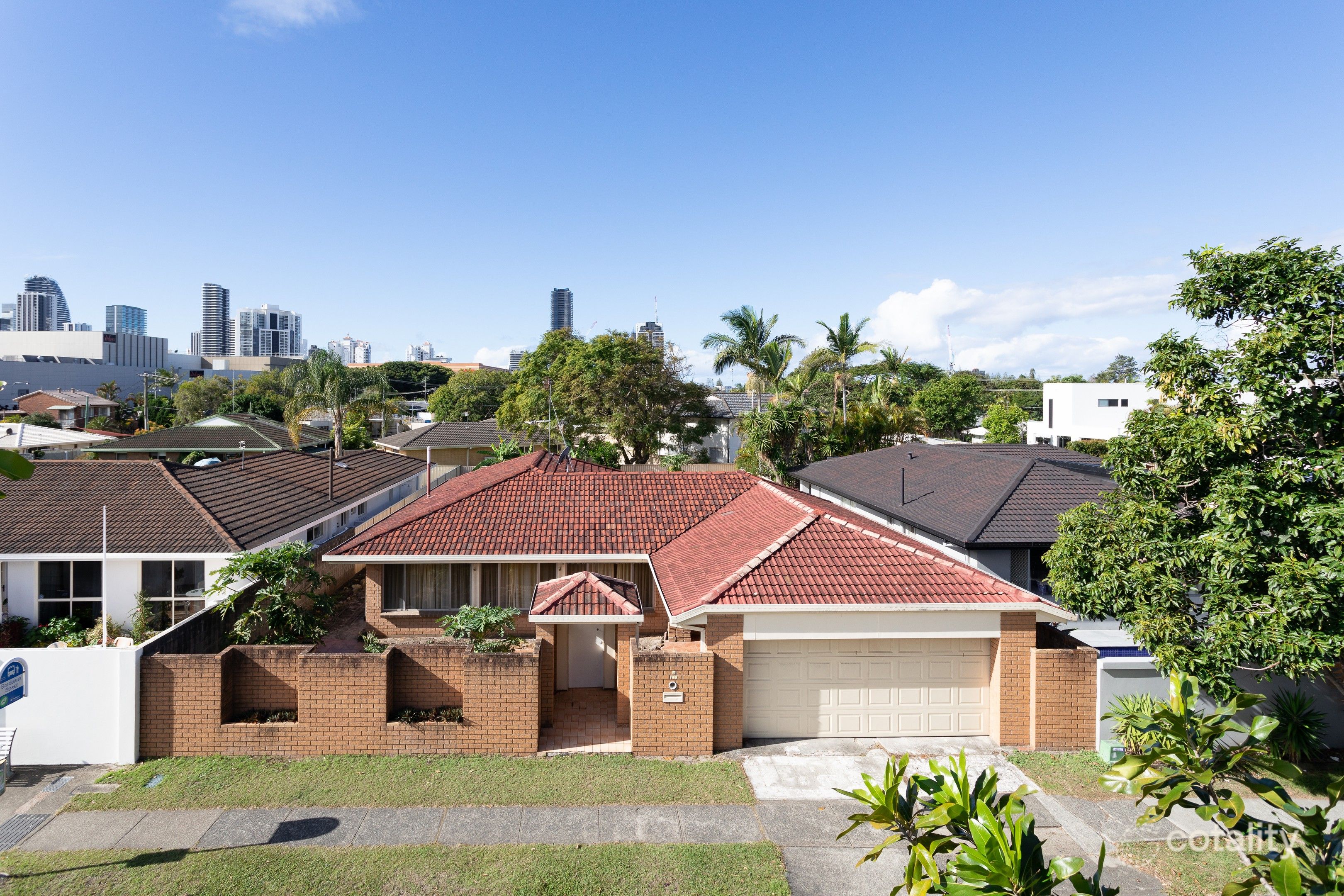 110 Sunshine Bvd, Mermaid Waters, QLD 4218