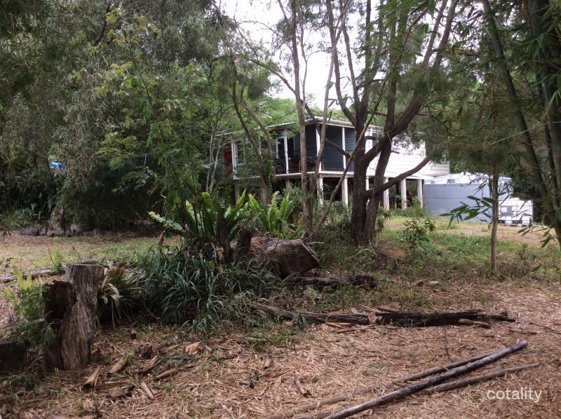 27 Calvert Rd, East Nanango, QLD 4615