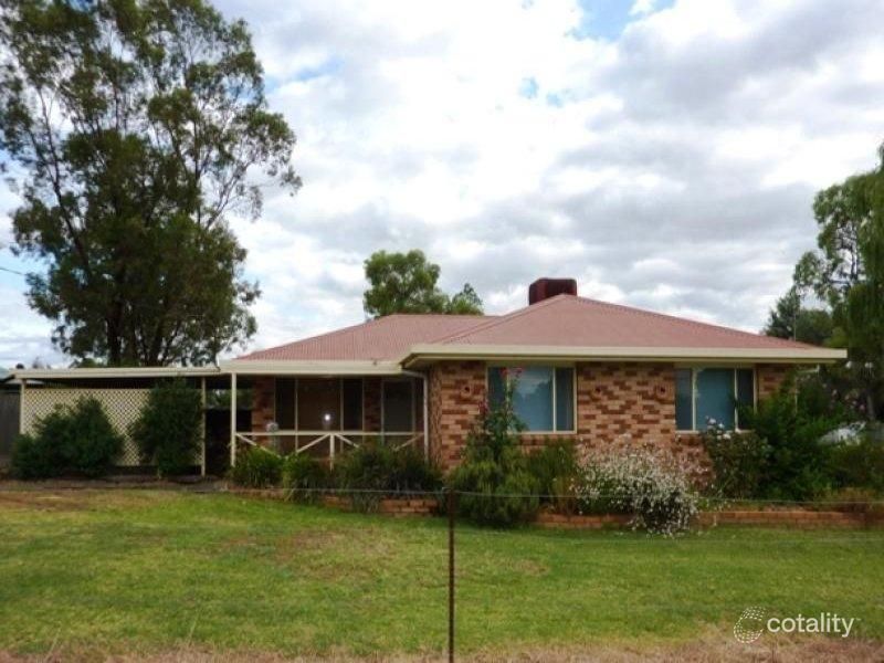 8 Dubbo St, Brocklehurst, NSW 2830