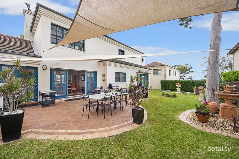 2/2 Matthew Flinders Pl, Burraneer, NSW 2230
