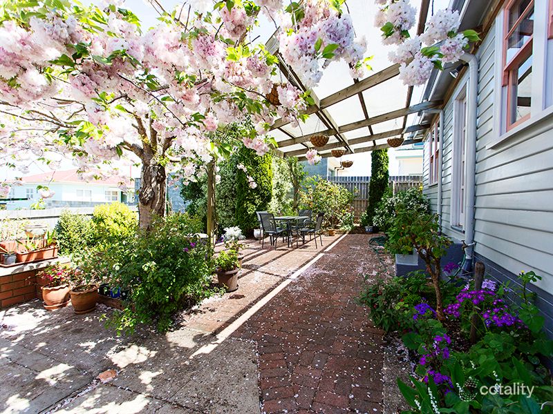 15 Hilltop Ave, Devonport, TAS 7310