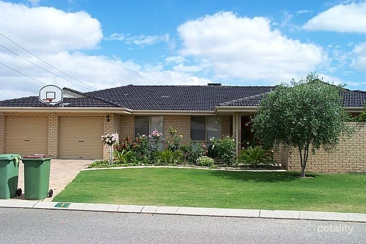 1 Mcpherson Ave, Noranda, WA 6062