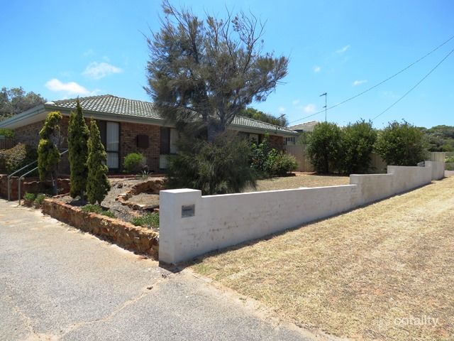 4 Glass Cres, Mahomets Flats, WA 6530