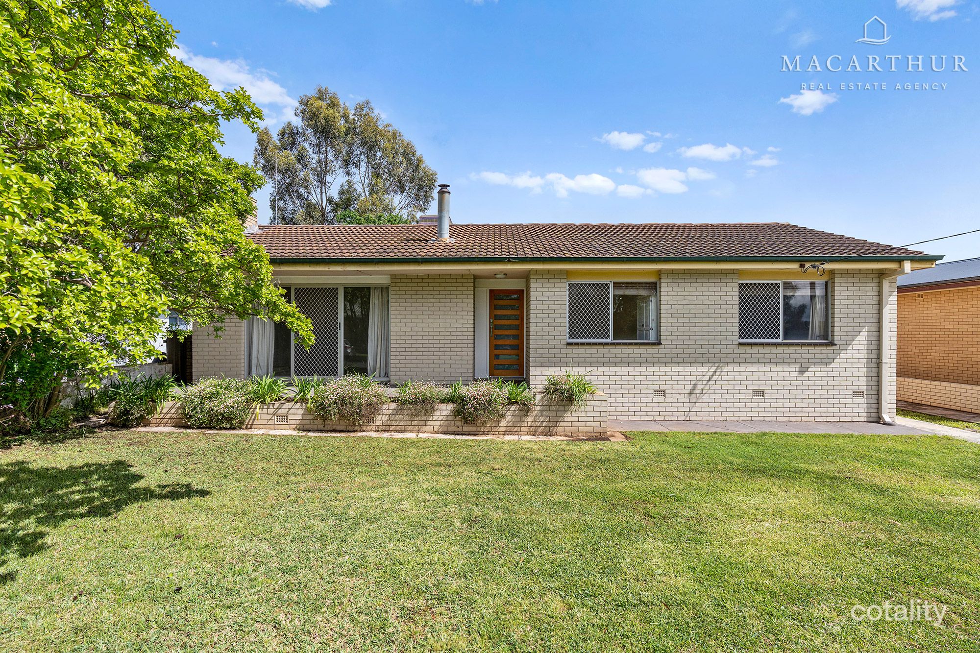 30 Macarthur St, Ashmont, NSW 2650