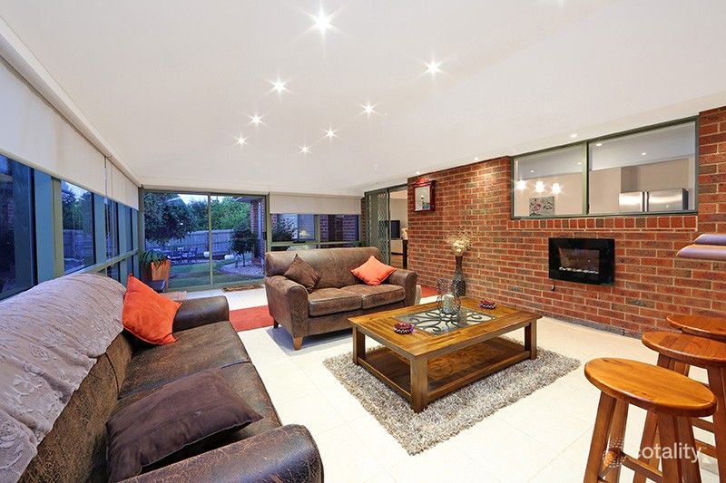 92 Pia Dr, Rowville, VIC 3178