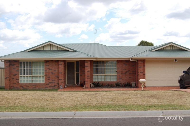 137 Ogilvie Rd, Womina, QLD 4370