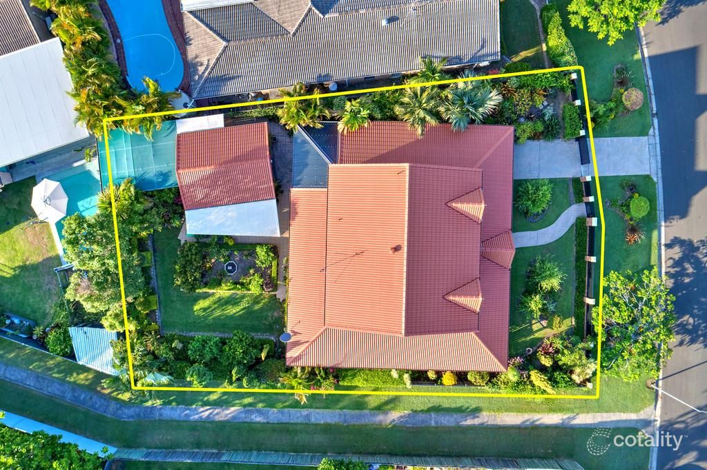 33 Kapilano Cres, Mountain Creek, QLD 4557