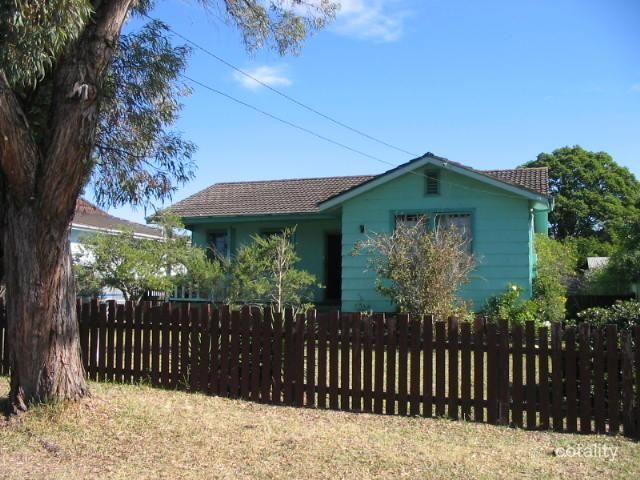 2 Robert Eggins St, South Kempsey, NSW 2440