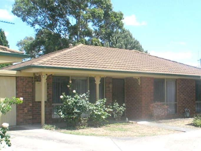 4/3 Main St, Pakenham, VIC 3810