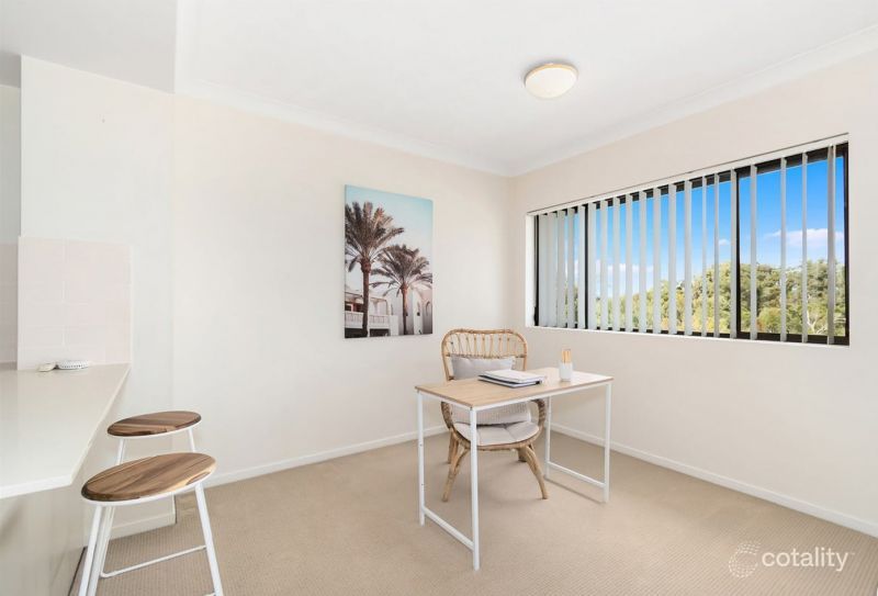 65/2 Acacia Ct, Robina, QLD 4226