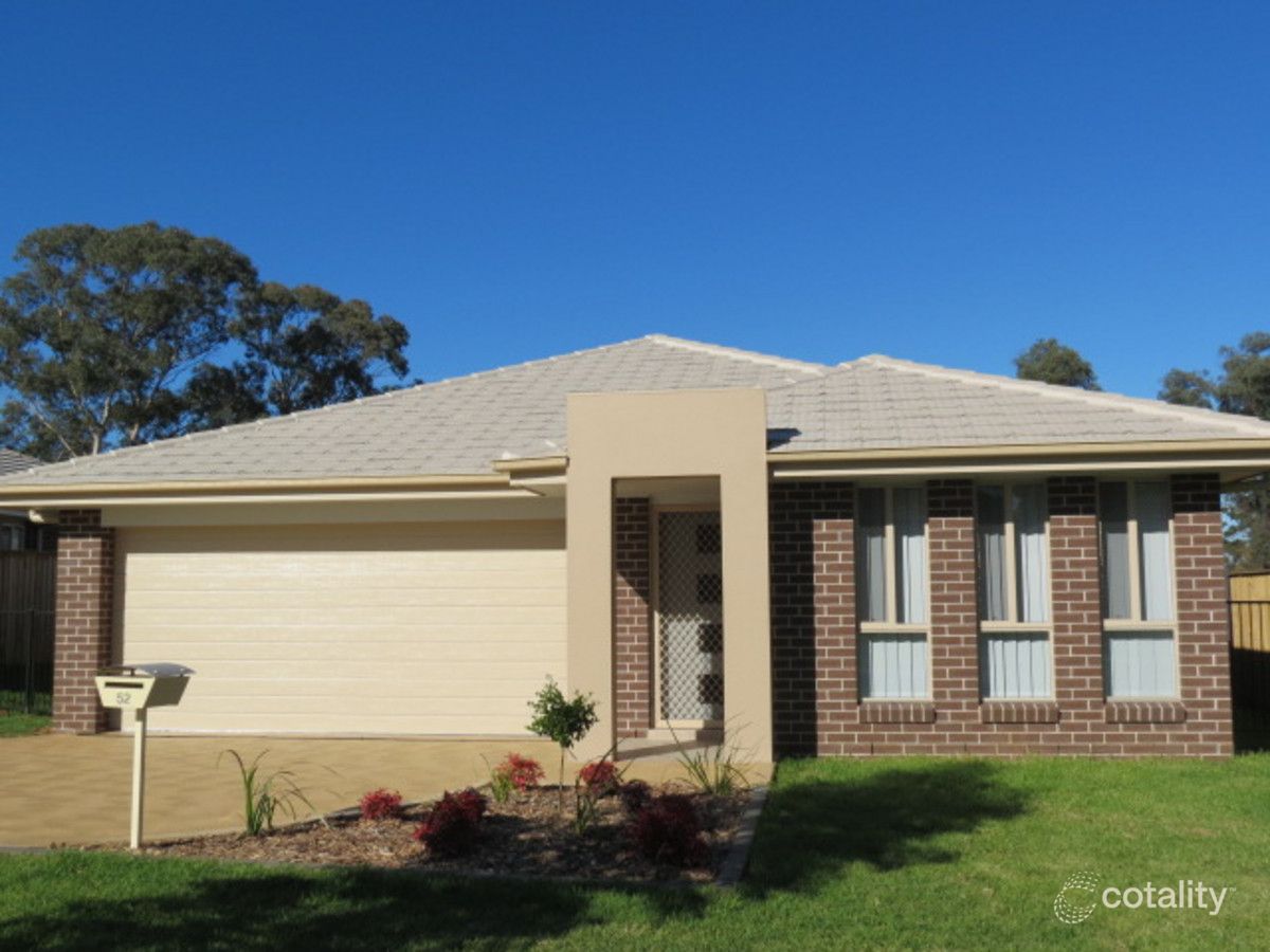 52 Stonebridge Dr, Cessnock, NSW 2325