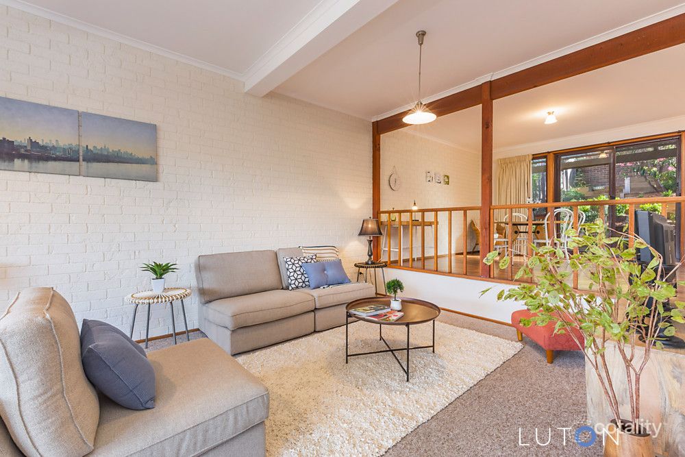 75 Rowe Pl, Phillip, ACT 2606