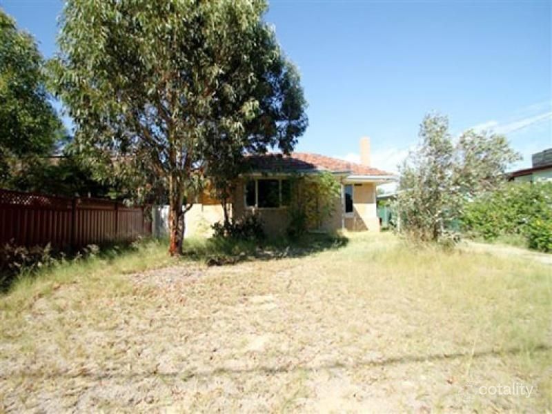 6 Clianthus Way, Koongamia, WA 6056