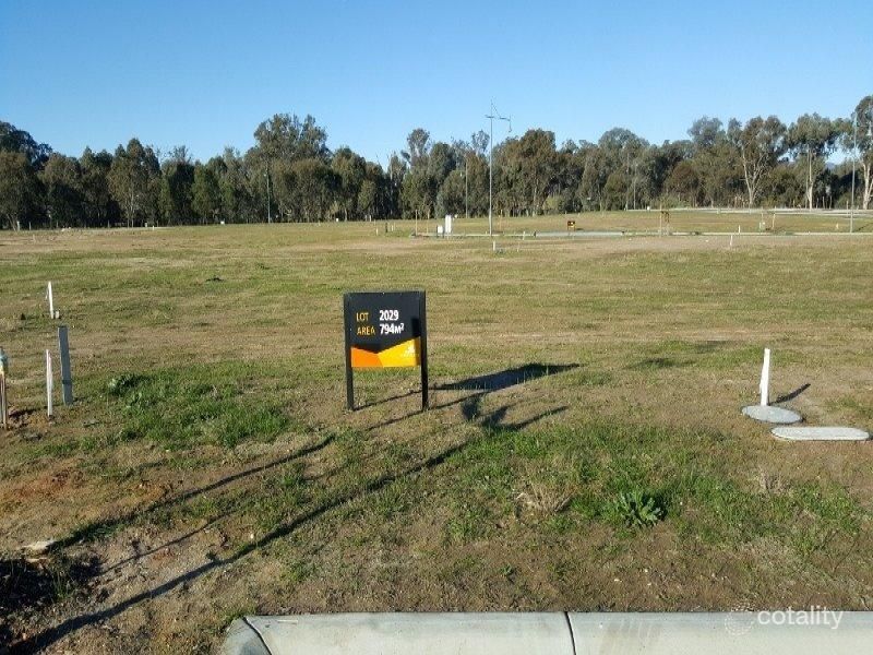 12 Knowles Ct, Thurgoona, NSW 2640