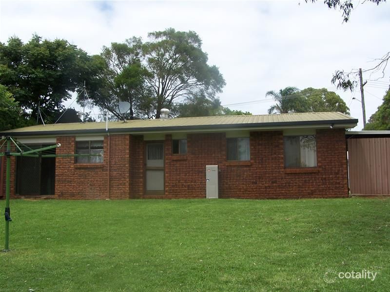 6 Melita Cres, Wilsonton Heights, QLD 4350