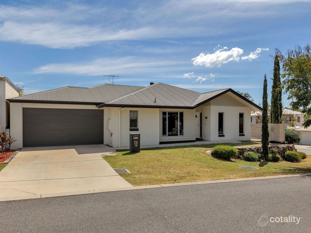 18 Hillside Cct, Chermside West, QLD 4032