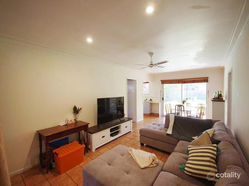 17 Morotai Ave, Palm Beach, QLD 4221