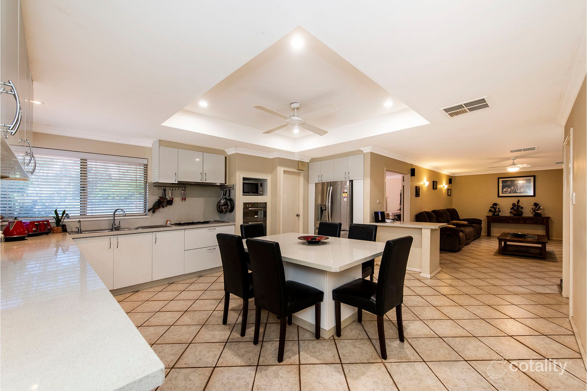 3 Battersea Rd, Canning Vale, WA 6155