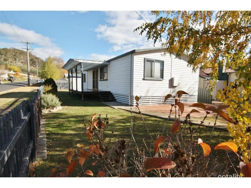 6 Kurrajong St, Captains Flat, NSW 2623