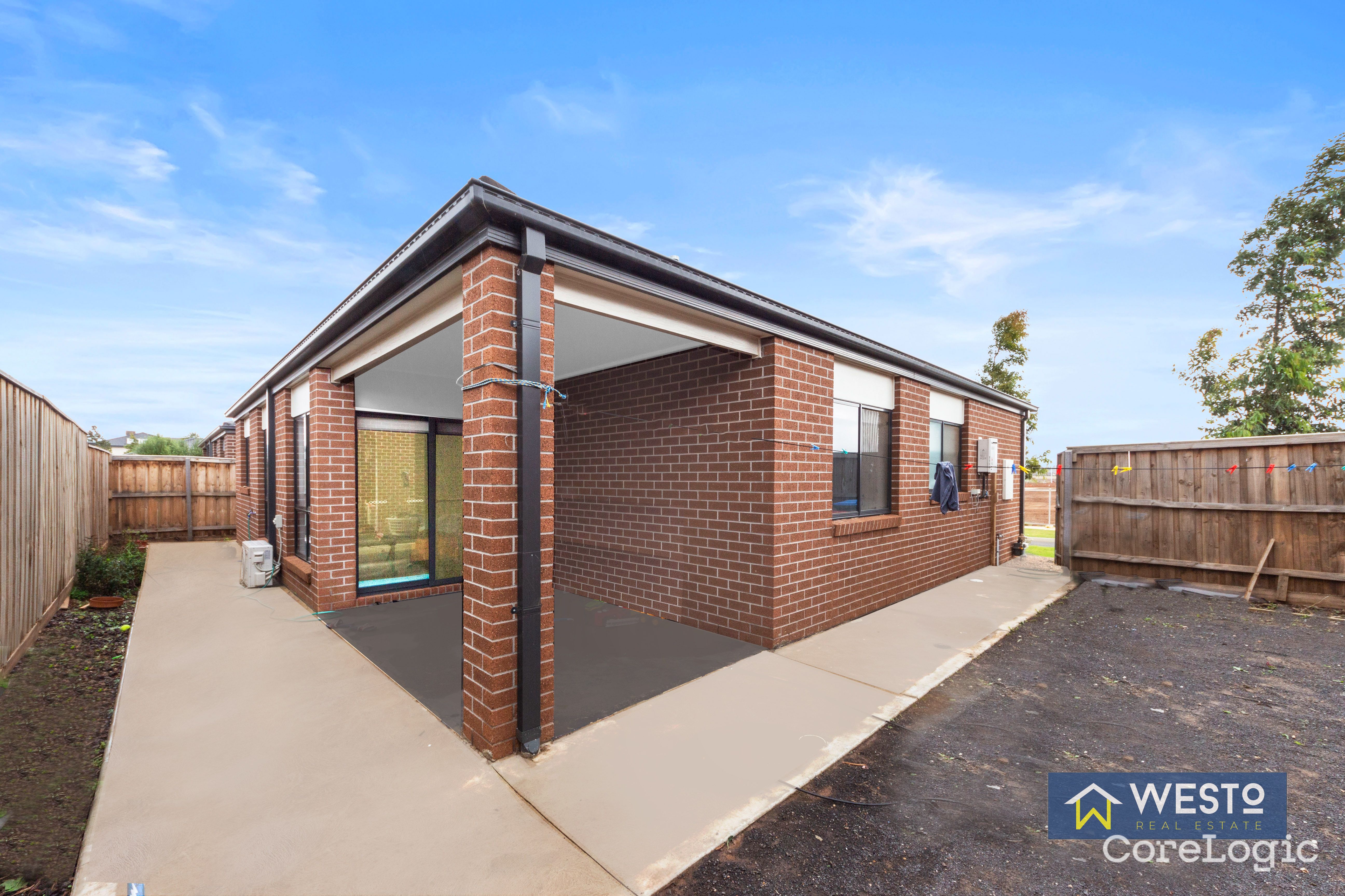 18 Harker Esp, Tarneit, VIC 3029