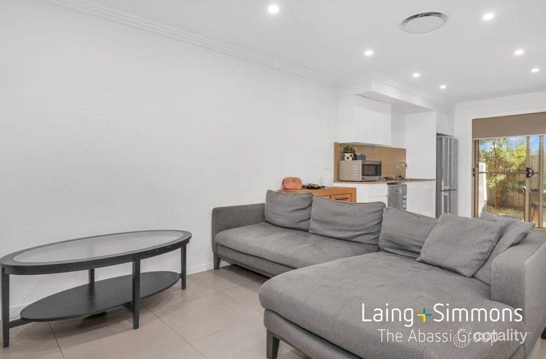 9/80 Canberra St, Oxley Park, NSW 2760