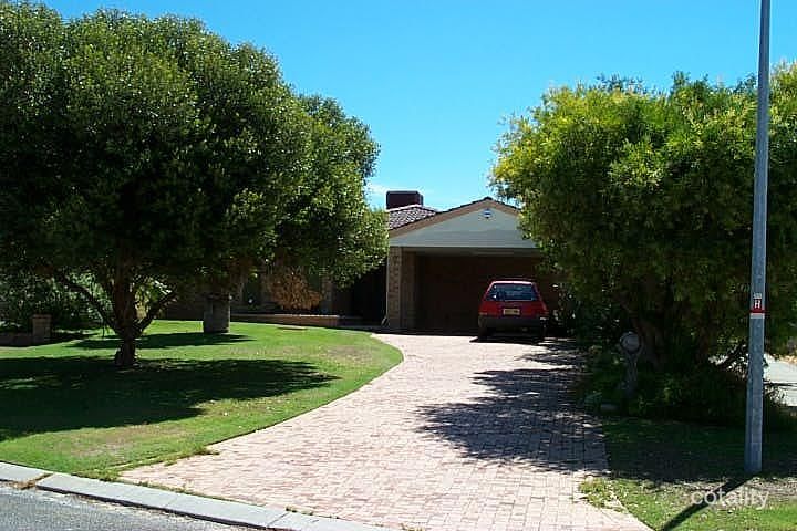 9 Jury Cl, Ocean Reef, WA 6027