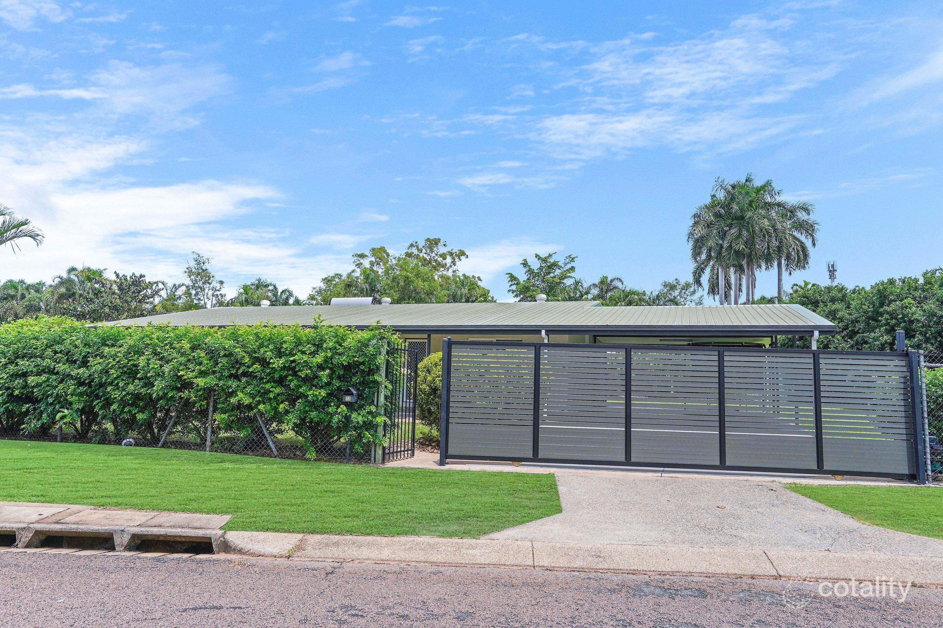 12 Troughton Ct, Woodroffe, NT 0830