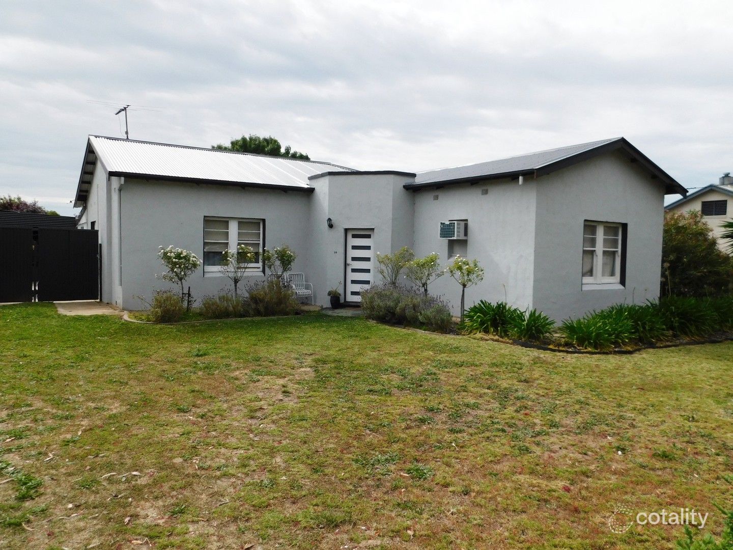 10 Haynes St, Bordertown, SA 5268