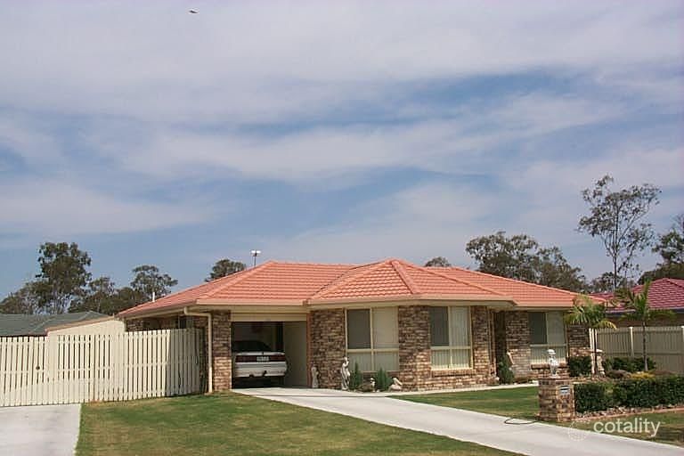 8 Hyperno Rd, Point Vernon, QLD 4655
