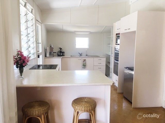 8-10 Boundary St, Currumbin Waters, QLD 4223