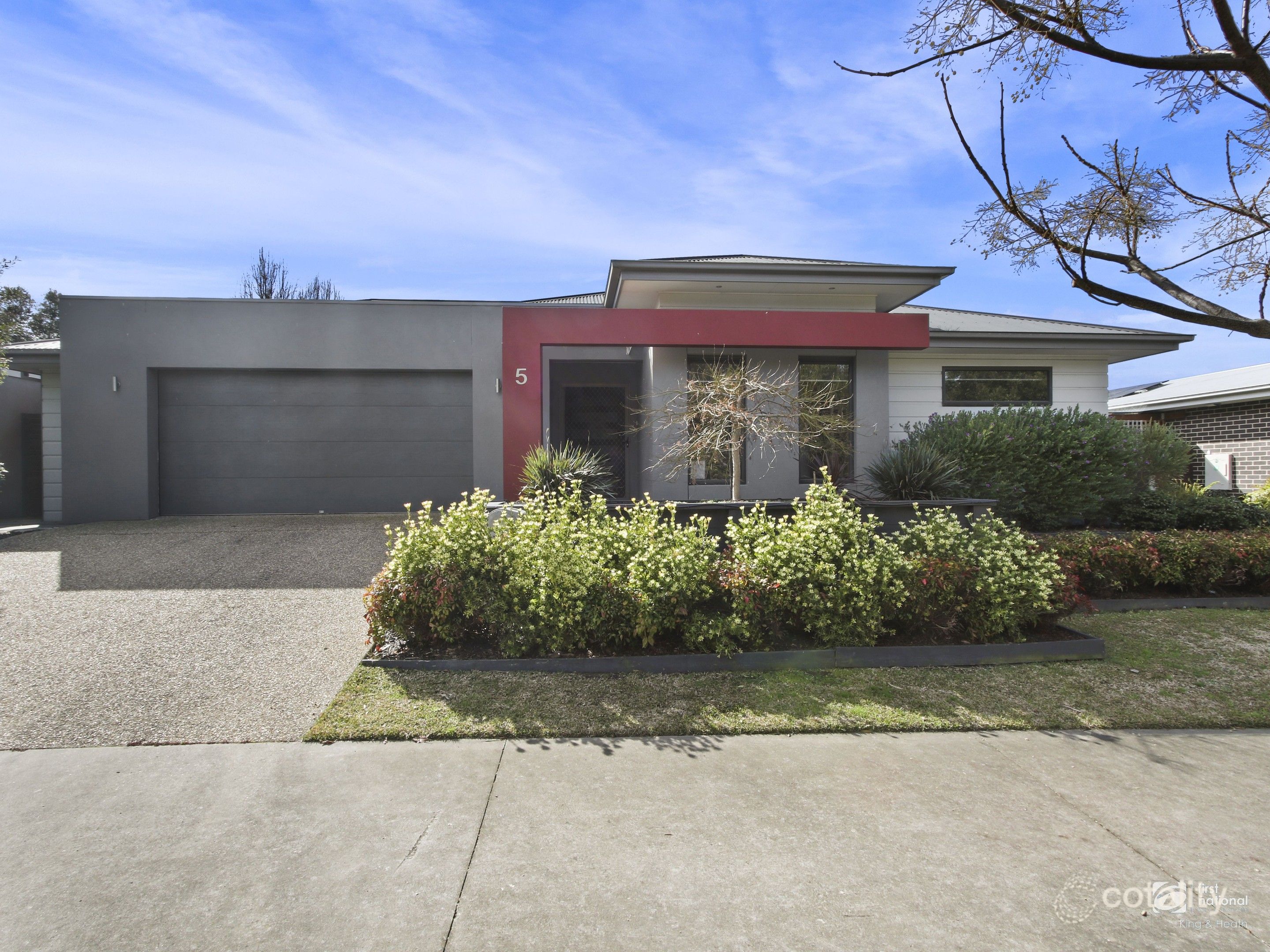 5 Rustic Pl, Bairnsdale, VIC 3875