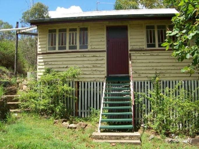 8 Possum St, Mount Morgan, QLD 4714