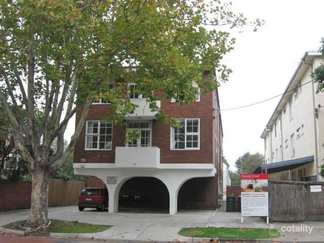 1/33 Charnwood Rd, St Kilda, VIC 3182