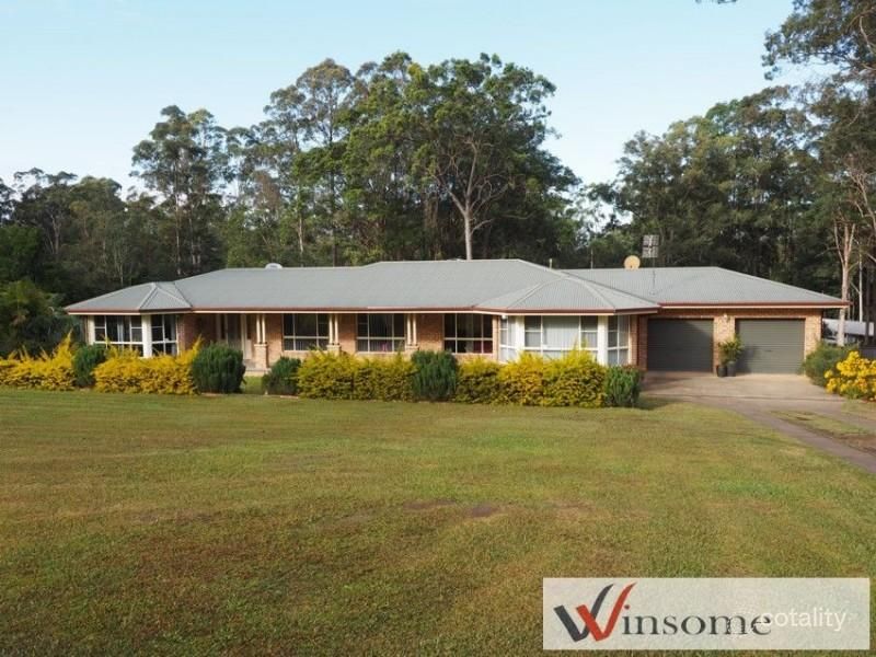 24 Hillview Dr, Yarravel, NSW 2440