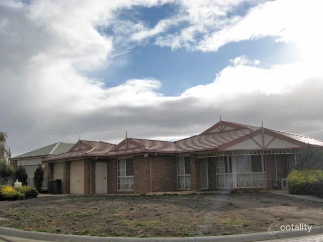 10 Pastoral Pl, Sydenham, VIC 3037