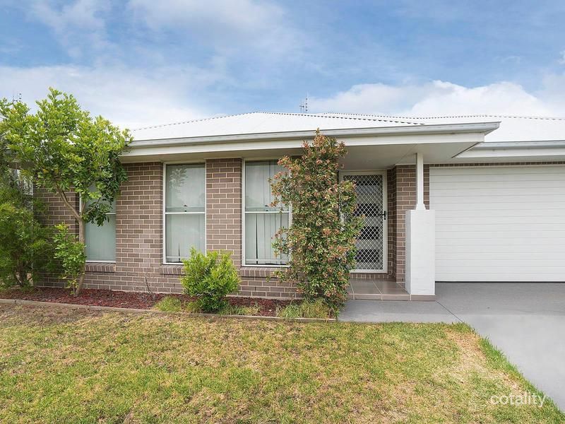 9 Oystercatcher St, Aberglasslyn, NSW 2320