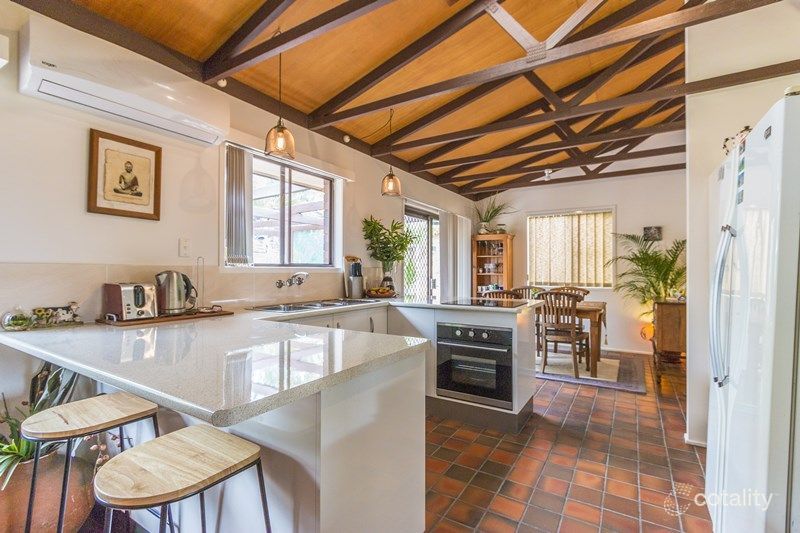 19 Newitt Dr, Bundaberg South, QLD 4670