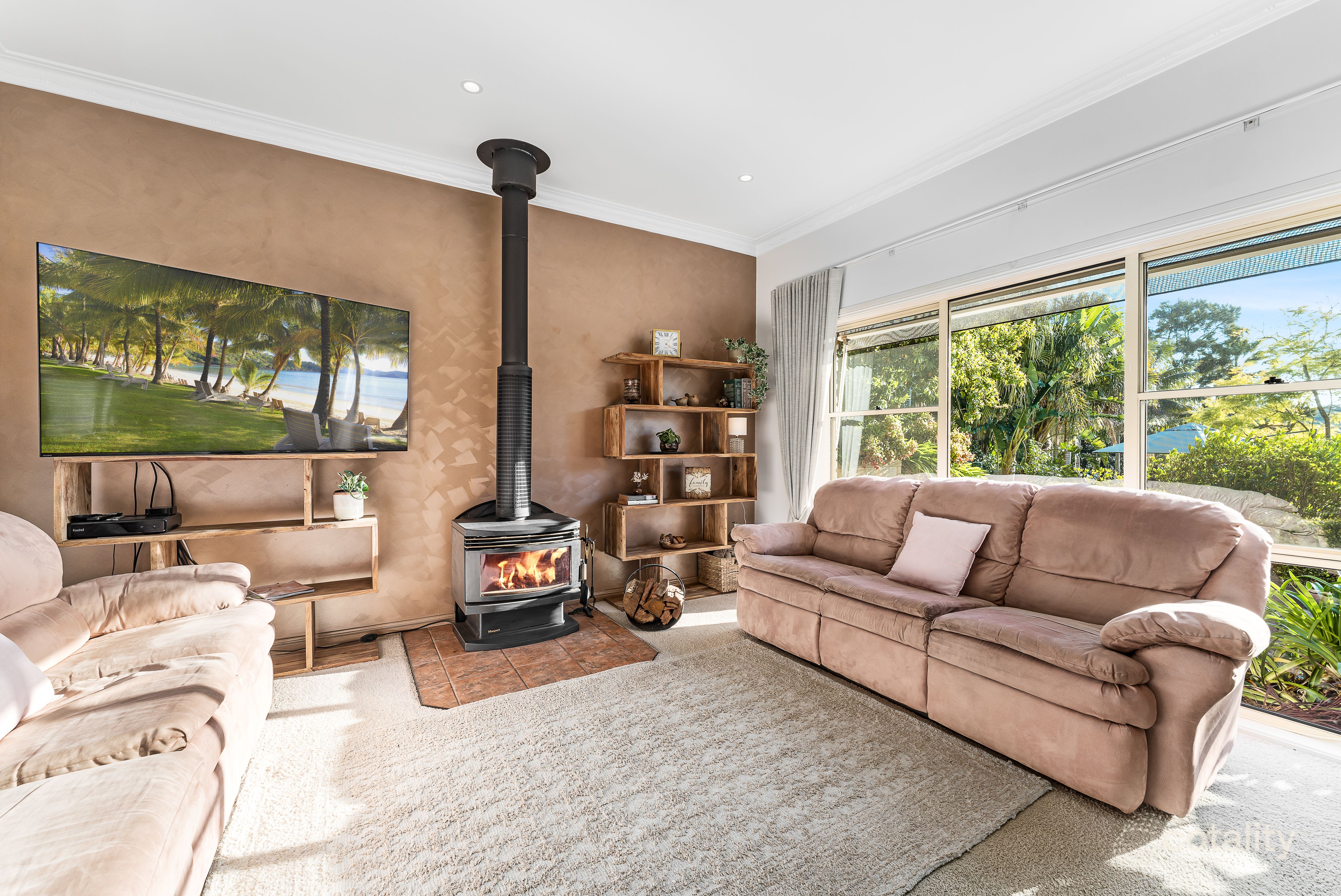 60 Halls Rd, Helensburgh, NSW 2508