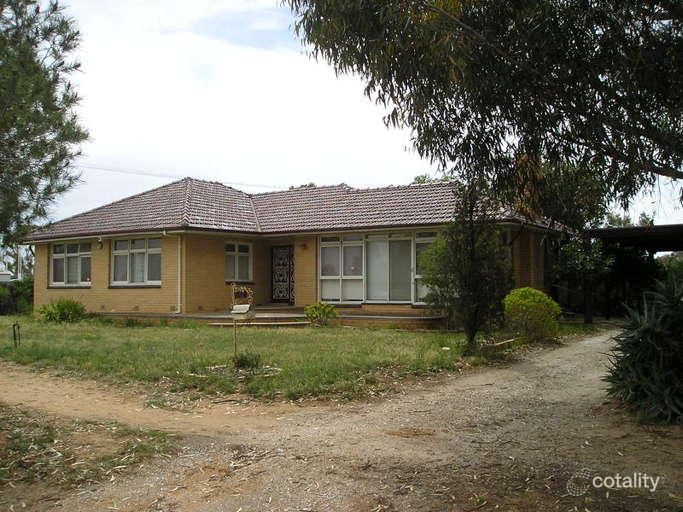 10 Larundel St, Manangatang, VIC 3546