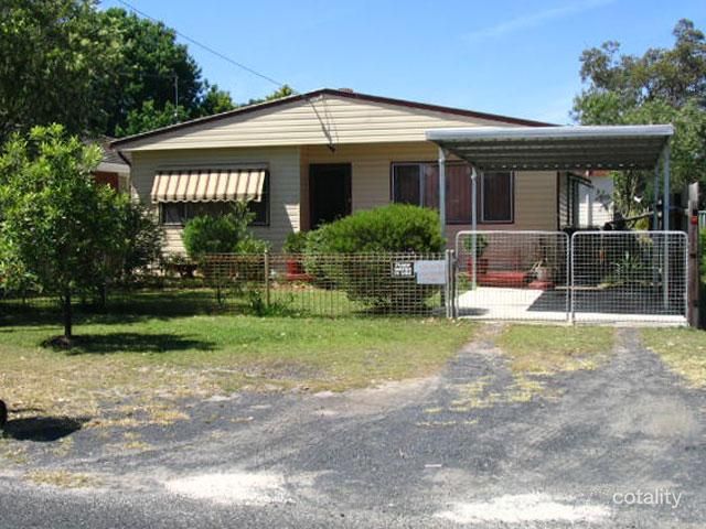 60 Dunalban Ave, Woy Woy, NSW 2256