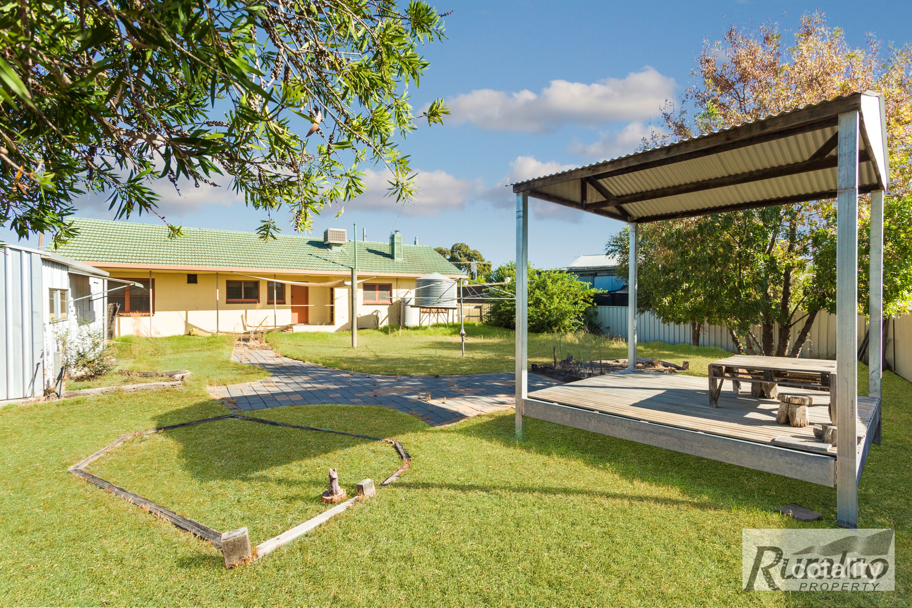 27 Maxwell St, Kerang, VIC 3579