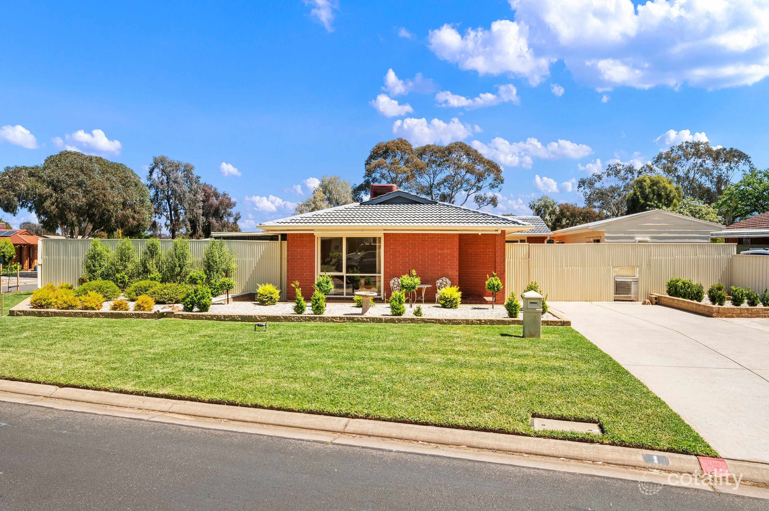 1 Palm Ct, Parafield Gardens, SA 5107