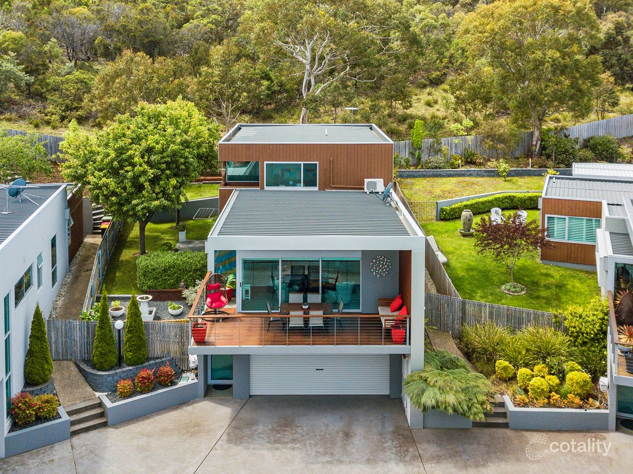 2/684 Oceana Dr, Tranmere, TAS 7018