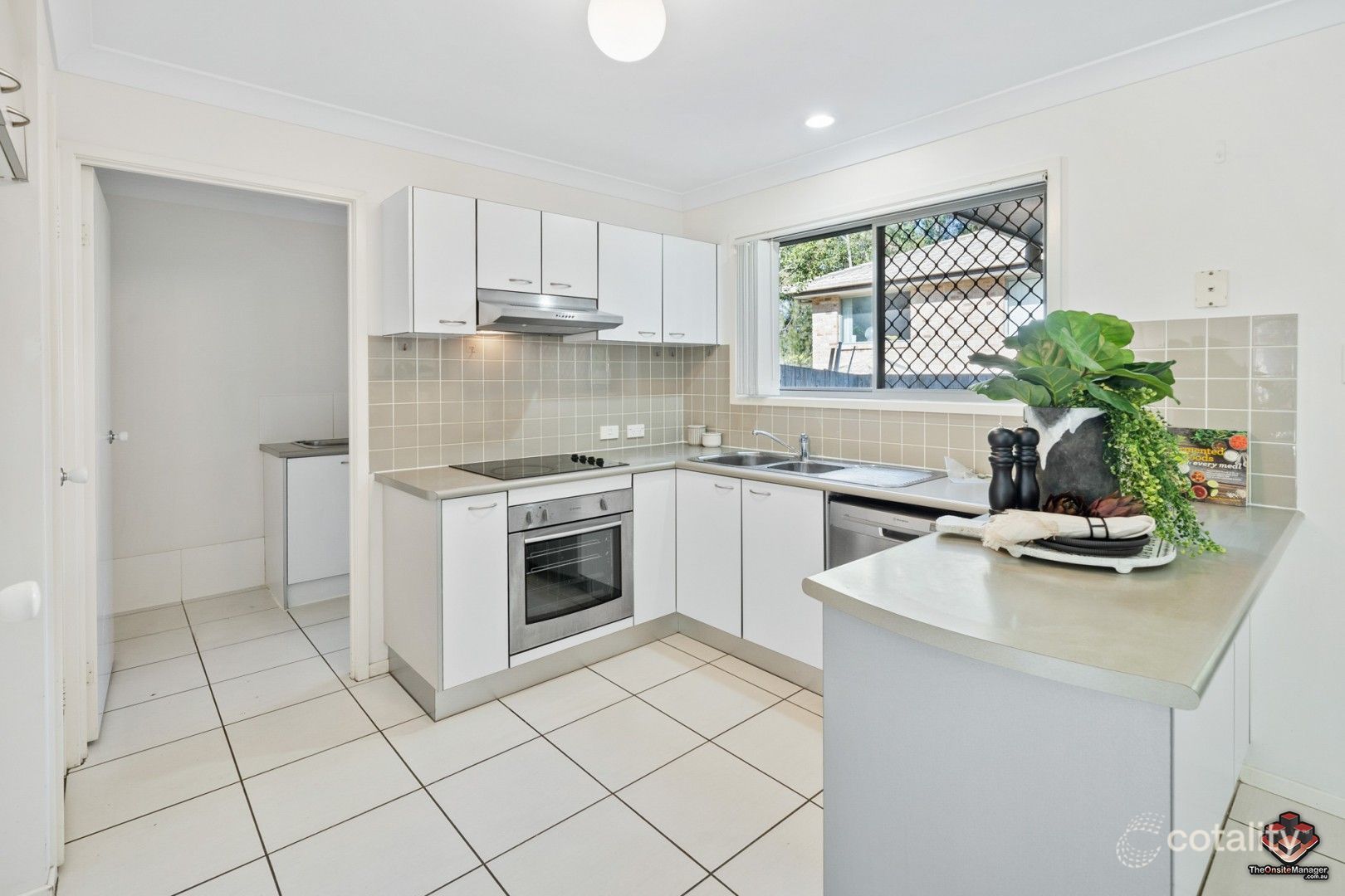 43/2 Rory Ct, Calamvale, QLD 4116