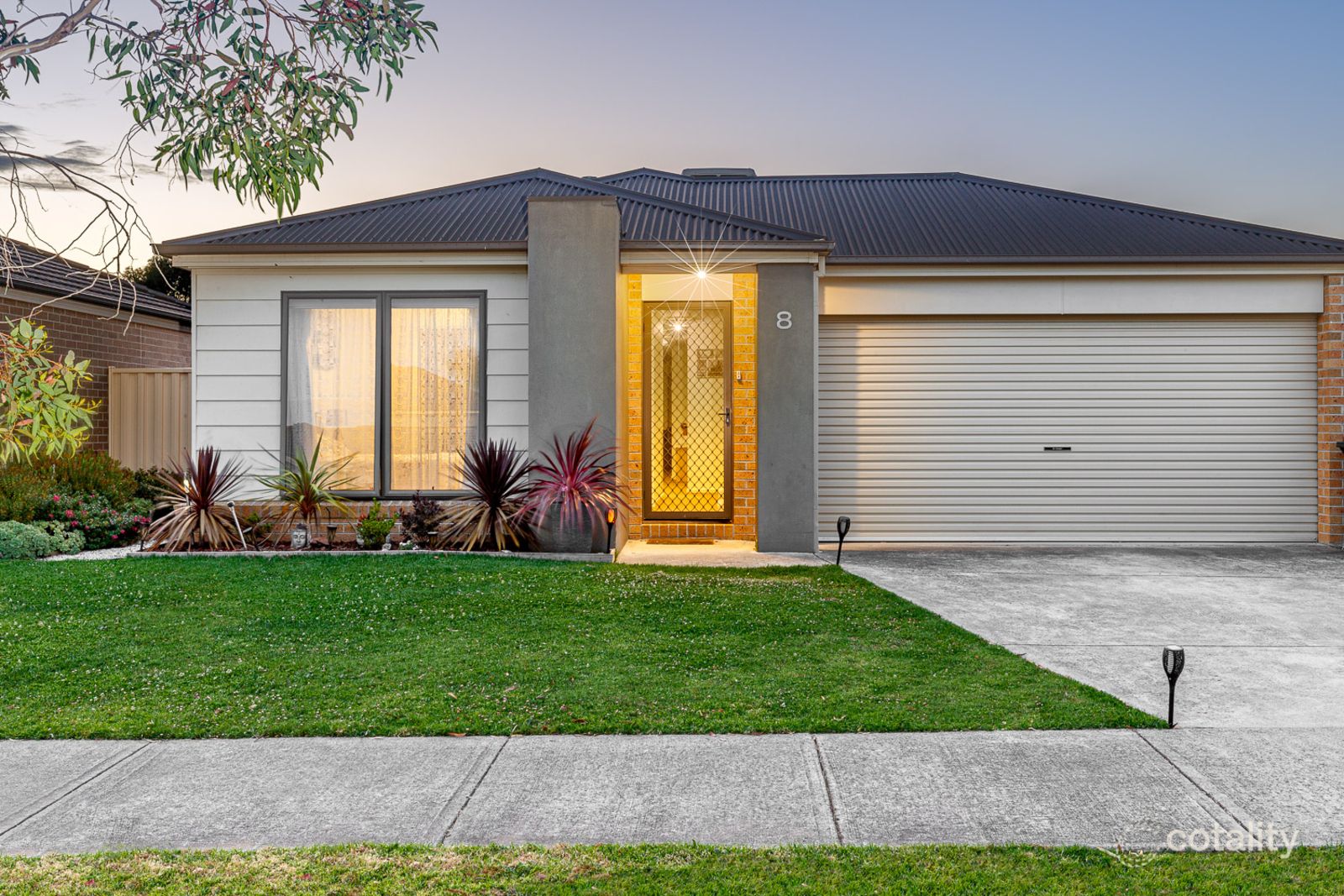 8 Bolton St, Sebastopol, VIC 3356